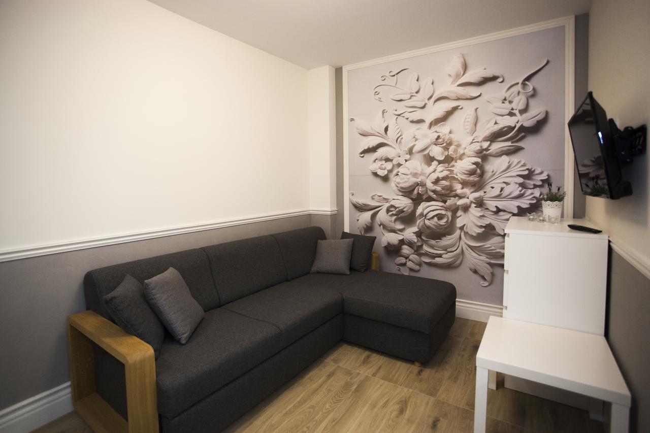 White Home Apartment Bialystok Ngoại thất bức ảnh